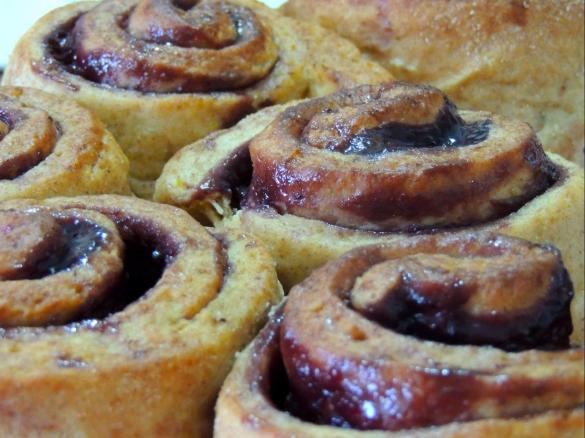 Torta di rose integrale con marmellata