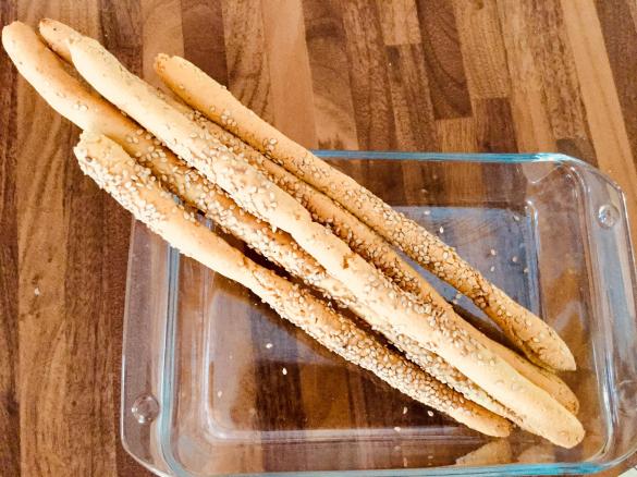 Grissini con farina di fave e semi di sesamo (dieta dei gruppi sanguigni)