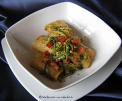 Paccheri con zucchine al sapore di crostacei