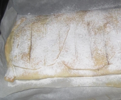 STRUDEL DI MELE E RICOTTA