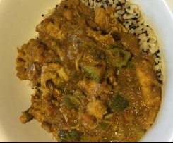 Pollo esotico alle prugne