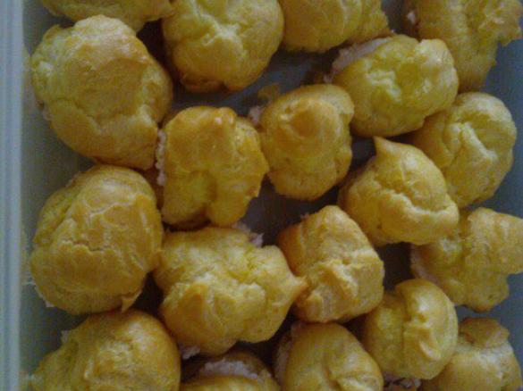 Bignè al prosciutto