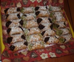 CANNOLI SICILIANI AL CIOCCOLATO E PISTACCHIO - APEMAIA31 -