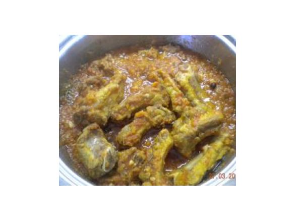 COSTINE DI MAIALE CON POLENTA 