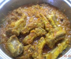 COSTINE DI MAIALE CON POLENTA 