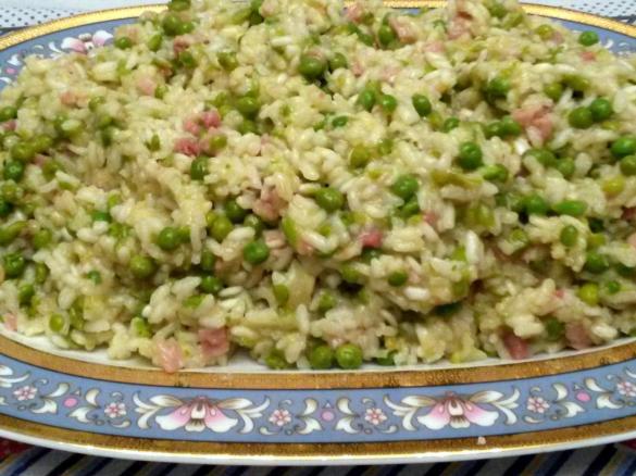 Risotto con piselli e prosciutto cotto di Praga
