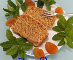 PLUMCAKE CON ALBICOCCHE SECCHE