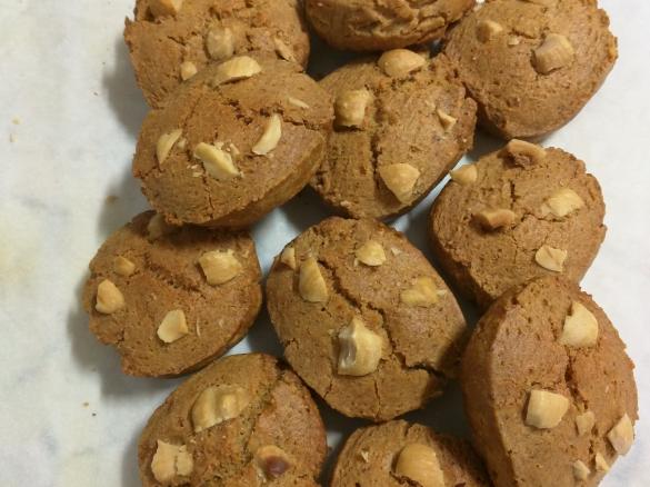 Biscotti alle nocciole senza lattosio velocissimi