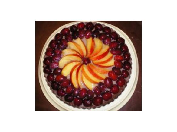 Torta al cioccolato con frutta