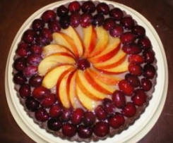 Torta al cioccolato con frutta