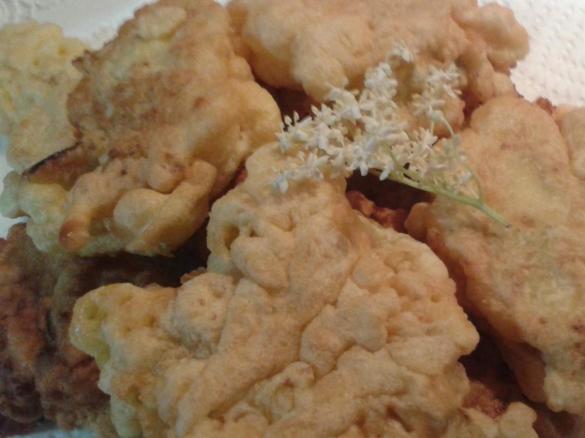 FRITTELLE AI FIORI DI SAMBUCO