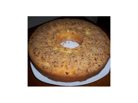 Ciambella con granella di nocciole