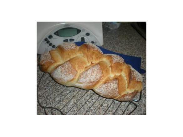 TRECCIA DI PANE ALL'OLIO D'OLIVA