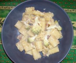 Mezze maniche broccolo e salsiccia