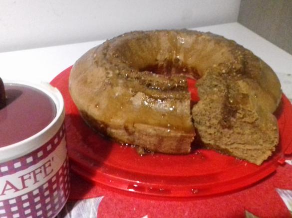 Ciambellone al caffè, cardamomo e vaniglia