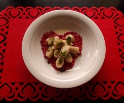 Gnocchi di ricotta con salsa di rapa rossa "CONTEST SAN VALENTINO"