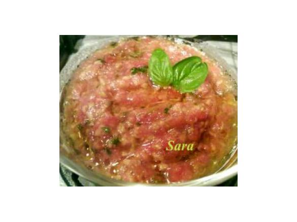 SUGO DI POMODORO CRUDO (velocissimo per pasta e bruschette)