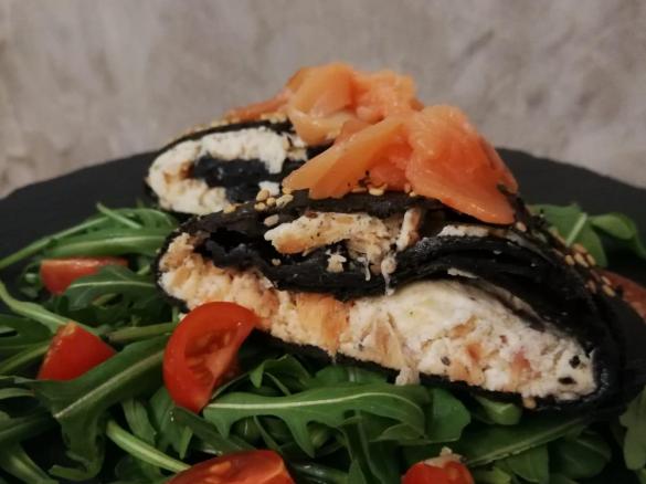 Strudel al nero di seppia e salmone "contest strudel"